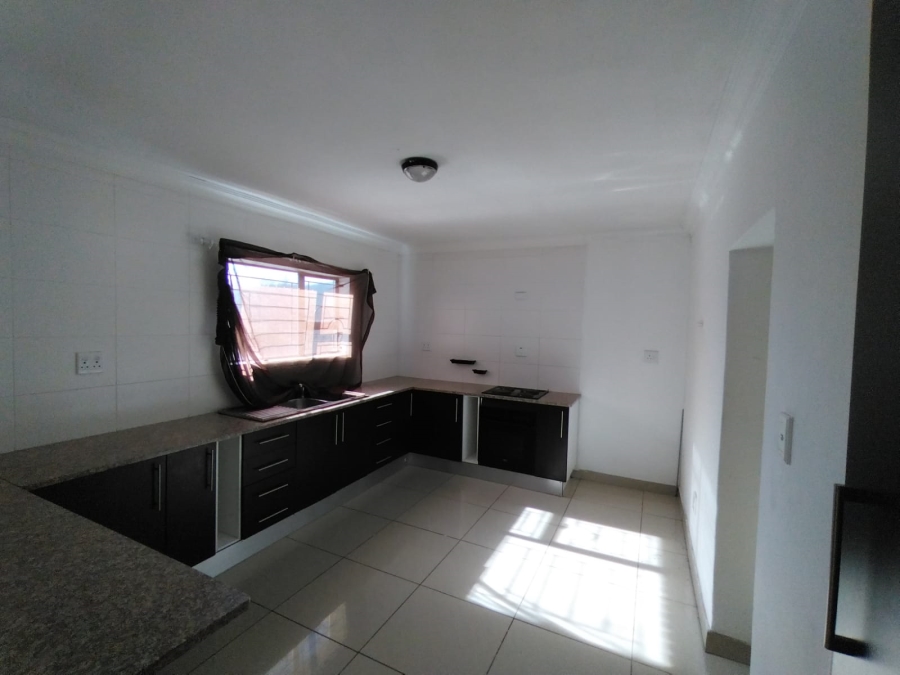 To Let 3 Bedroom Property for Rent in Harrismith Free State